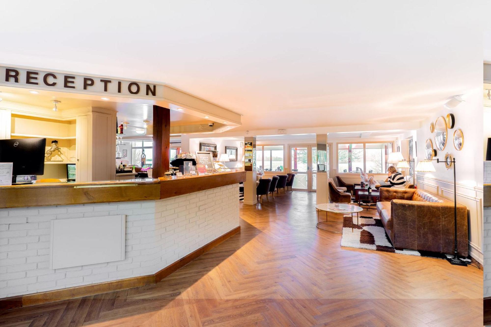 Eden Park Hotel Restaurant Pont-Évêque Zewnętrze zdjęcie